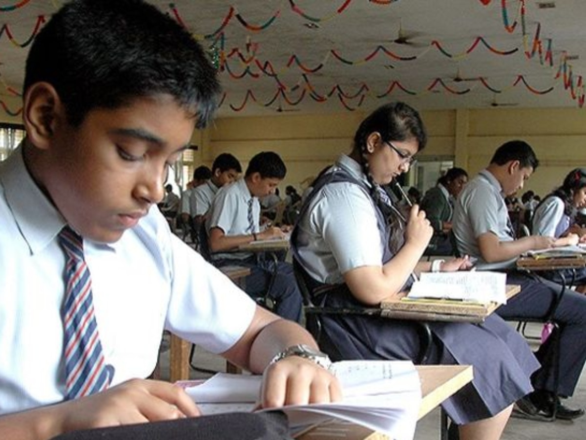 CBSE Board Exam: किसान आंदोलन के बीच शुरू हो रहे बोर्ड एग्जाम, दिल्ली के छात्रों के लिए एडवाइजरी जारी 