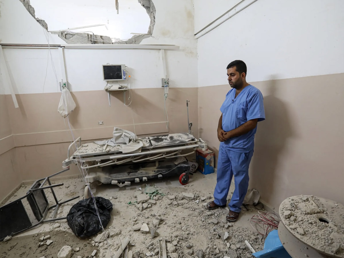 Israel Gaza War News: क्यों साउथ गाजा के सबसे बड़े अस्पताल को खाली करा रहा है इजराइल?