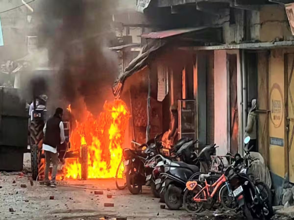 Haldwani Violence: हिंसा के सात दिन बाद कर्फ्यू में दी गई ढील; इन इलाकों में कुछ वक्त के लिए दी गई रियायत