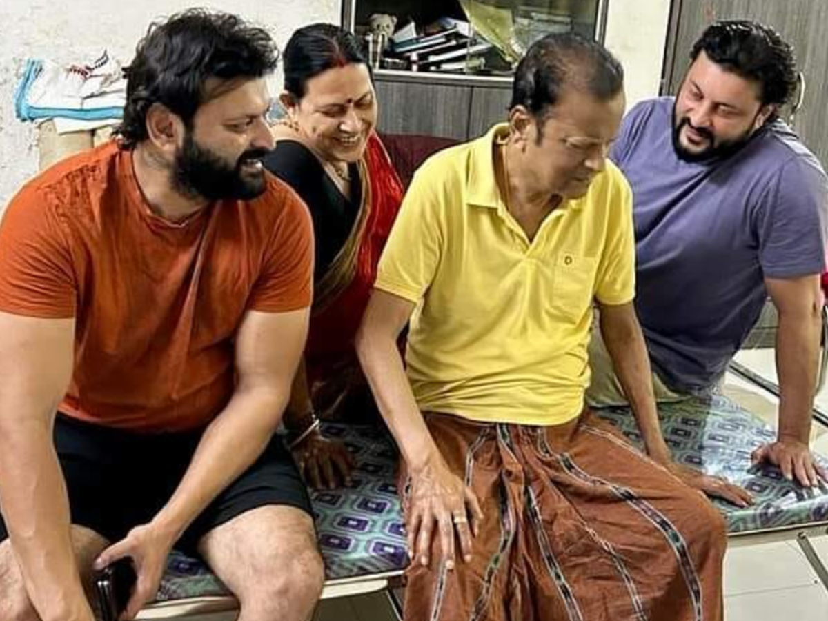 Abhaya Kumar Mohanty Died: ପରପାରିରେ ସାଂସଦ ଅନୁଭବ ମହାନ୍ତିଙ୍କ ବାପା Abhaya Kumar Mohanty Died: ପରପାରିରେ ସାଂସଦ ଅନୁଭବ ମହାନ୍ତିଙ୍କ ବାପା