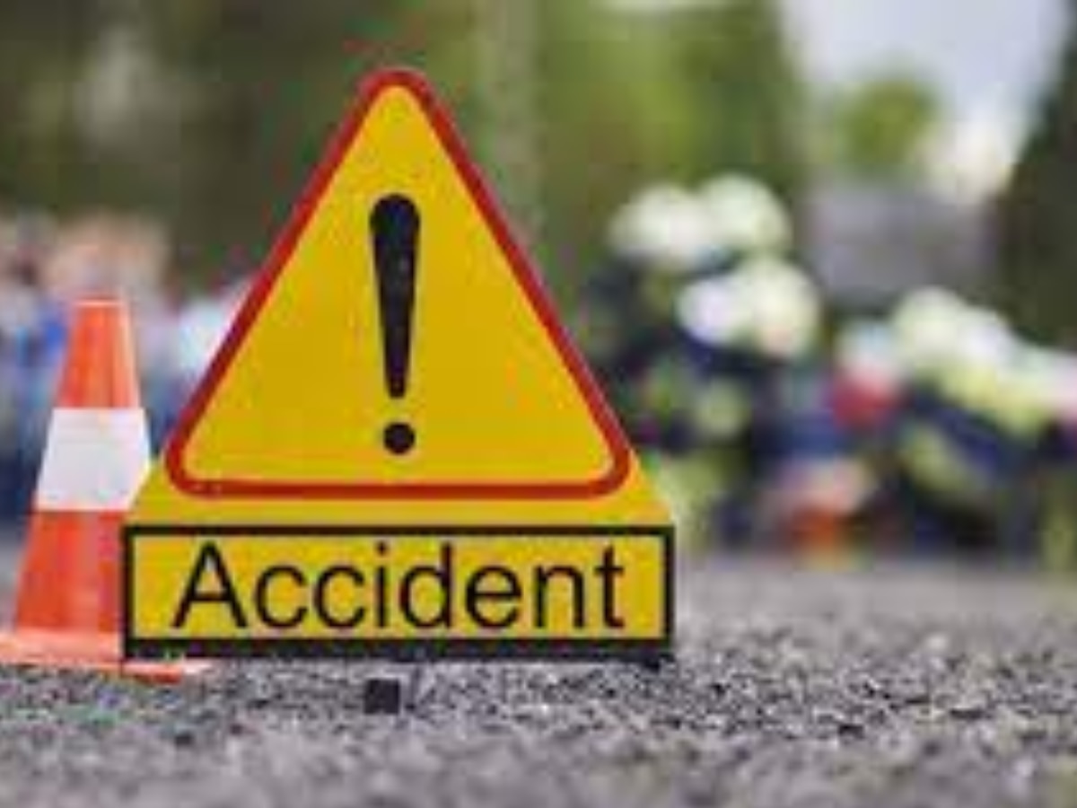 Charkhi Dadri News: कार के ओवरटेक से स्कूली छात्राओं का ऑटो पलटा, 1 की मौत व 2 को आई चोट