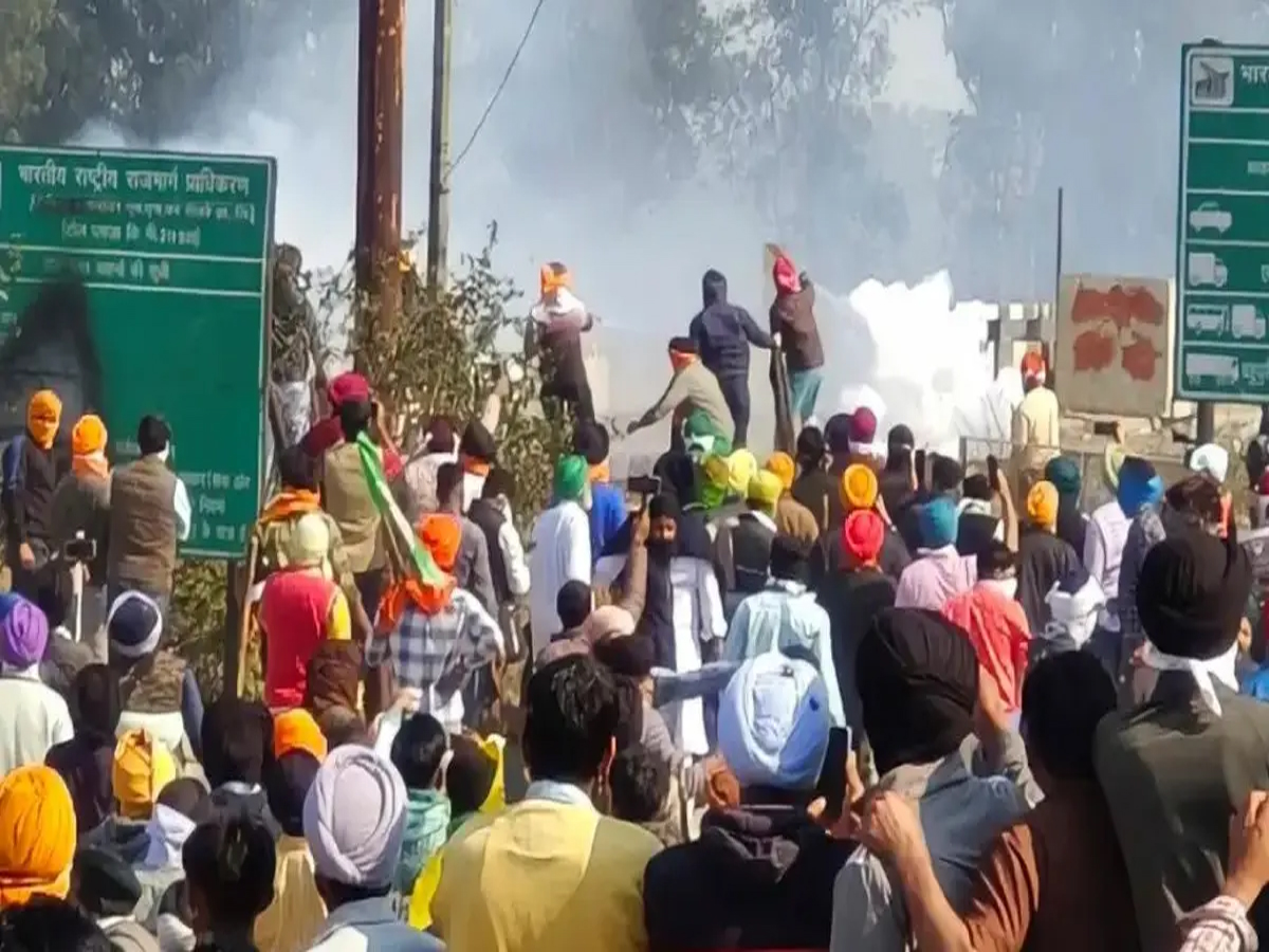 Farmers Protest Delhi Chalo: ଚାଷୀଙ୍କ ରଣହୁଙ୍କାର, ଆସନ୍ତାକାଲି ଭାରତ ବନ୍ଦ Farmers Protest Delhi Chalo: ଚାଷୀଙ୍କ ରଣହୁଙ୍କାର, ଆସନ୍ତାକାଲି ଭାରତ ବନ୍ଦ