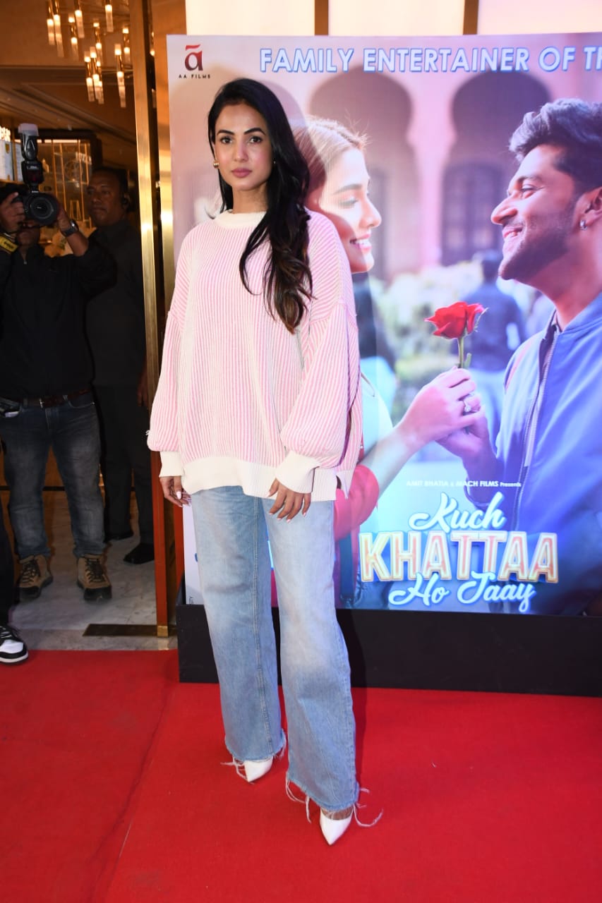 सोनल चौहान का क्यूट अवतार