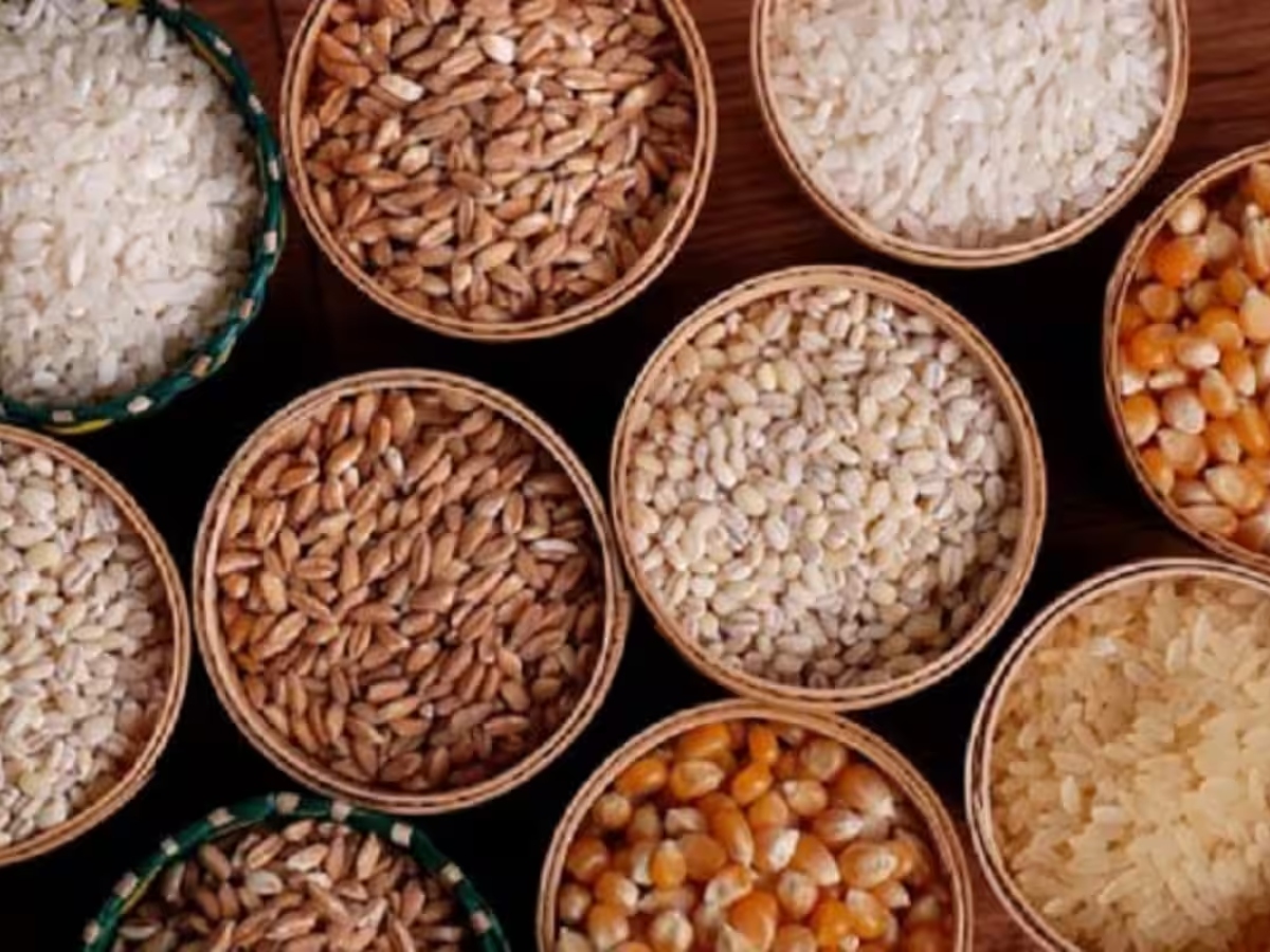 Weight Gain tips: खूब सारा खाने के बाद भी नहीं बढ़ता वजन? इन 5 चीजों को रोजाना डाइट में कर सकते हैं शामिल 15 साबुत अनाज
