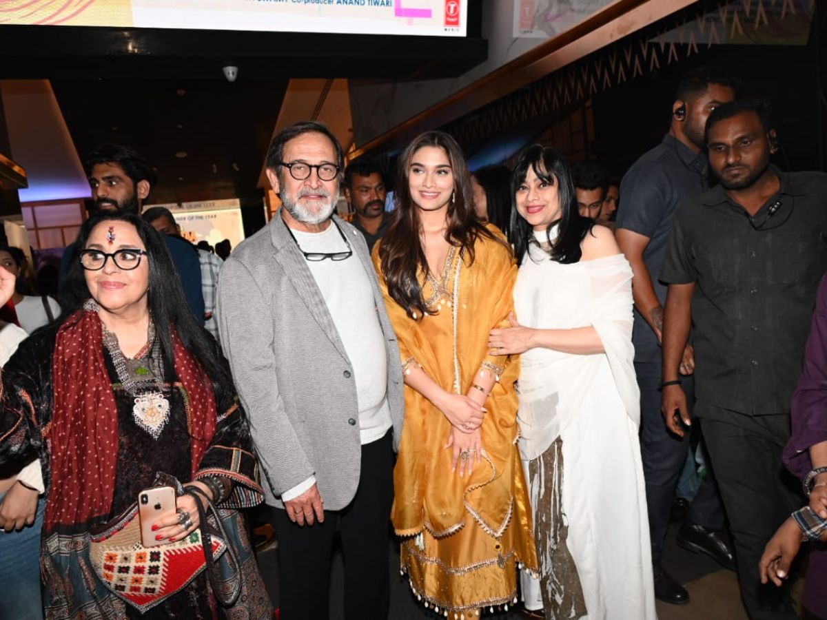 फिल्म 'कुछ खट्टा हो जाए' की स्पेशल स्क्रीनिंग