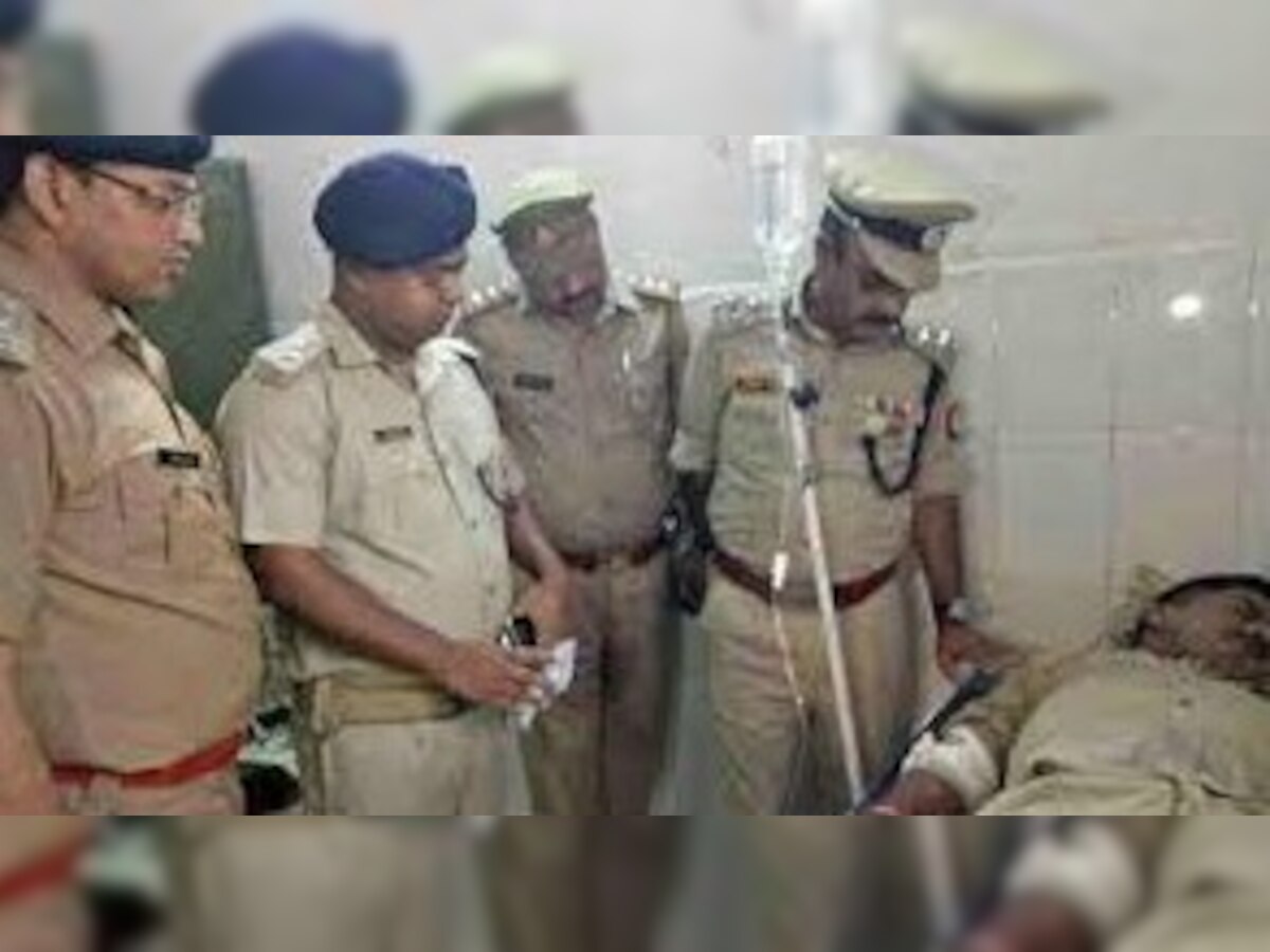 Azamgarh News: स्कूली बच्चों का किडनैप करने वाले बदमाशों से पुलिस की मुठभेड़, एक को दबोचा