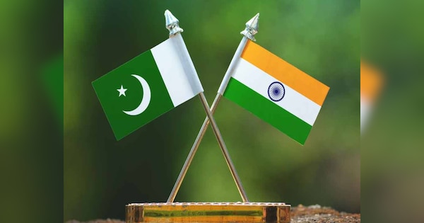 Democracy Index: 167 देशों की डेमोक्रेसी रैंकिंग जारी, पाक ने पाई 118वीं रैंक; जानें भारत कौनसे नंबर पर?