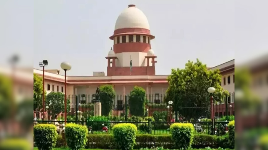 Supreme Court: ଚାକିରିଆ ପତ୍ନୀଙ୍କ ଠୁ କମ୍ ନୁହଁନ୍ତି ଗୃହିଣୀ, ଜାଣନ୍ତୁ କ'ଣ ନିଷ୍ପତ୍ତି ନେଲେ ସୁପ୍ରିମକୋର୍ଟ?