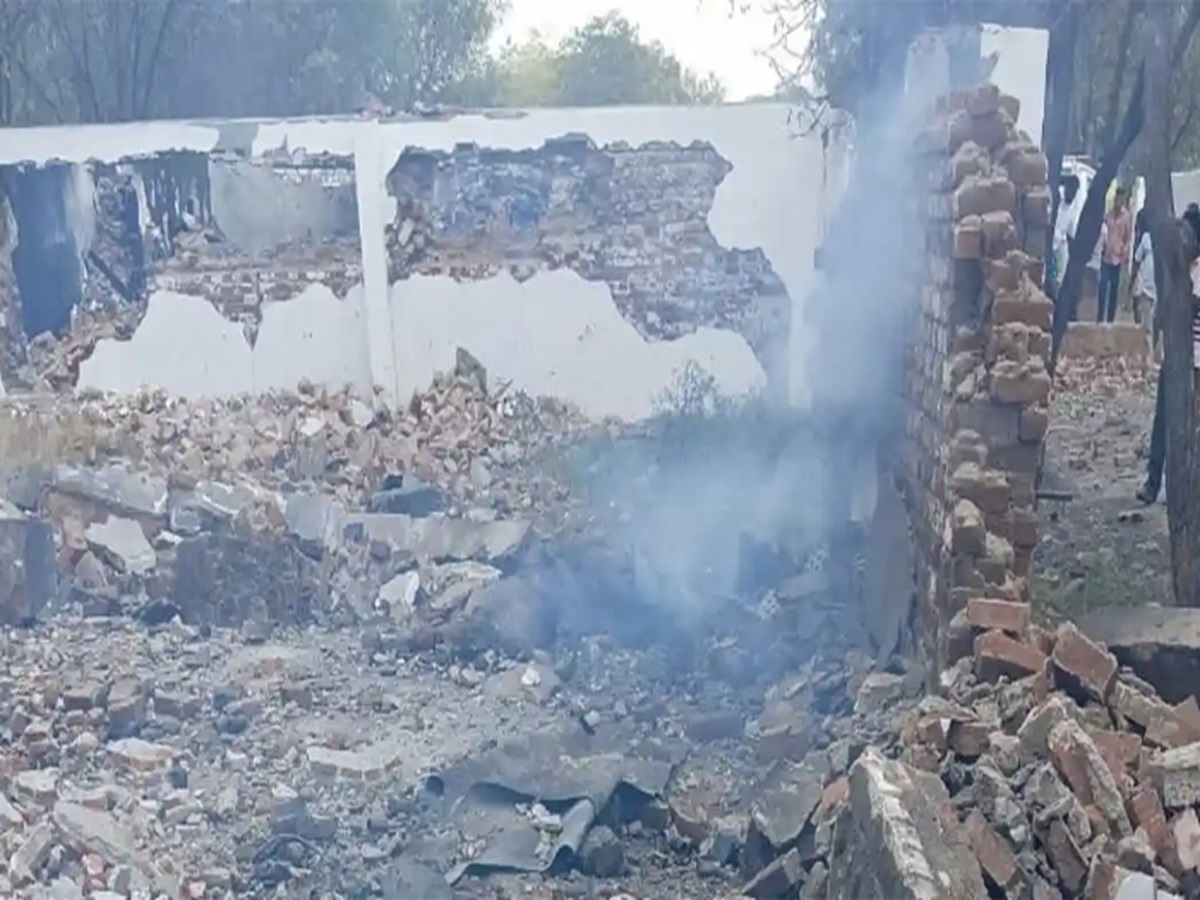 ତାମିଲନାଡୁରେ ବାଣ କାରଖାନାରେ ବିସ୍ଫୋରଣ; ୯ ଜଣଙ୍କର ମୃତ୍ୟୁ, ମୃତକଙ୍କ ମଧ୍ୟରେ ୫ ମହିଳା ତାମିଲନାଡୁରେ ବାଣ କାରଖାନାରେ ବିସ୍ଫୋରଣ; ୯ ଜଣଙ୍କର ମୃତ୍ୟୁ, ମୃତକଙ୍କ ମଧ୍ୟରେ ୫ ମହିଳା