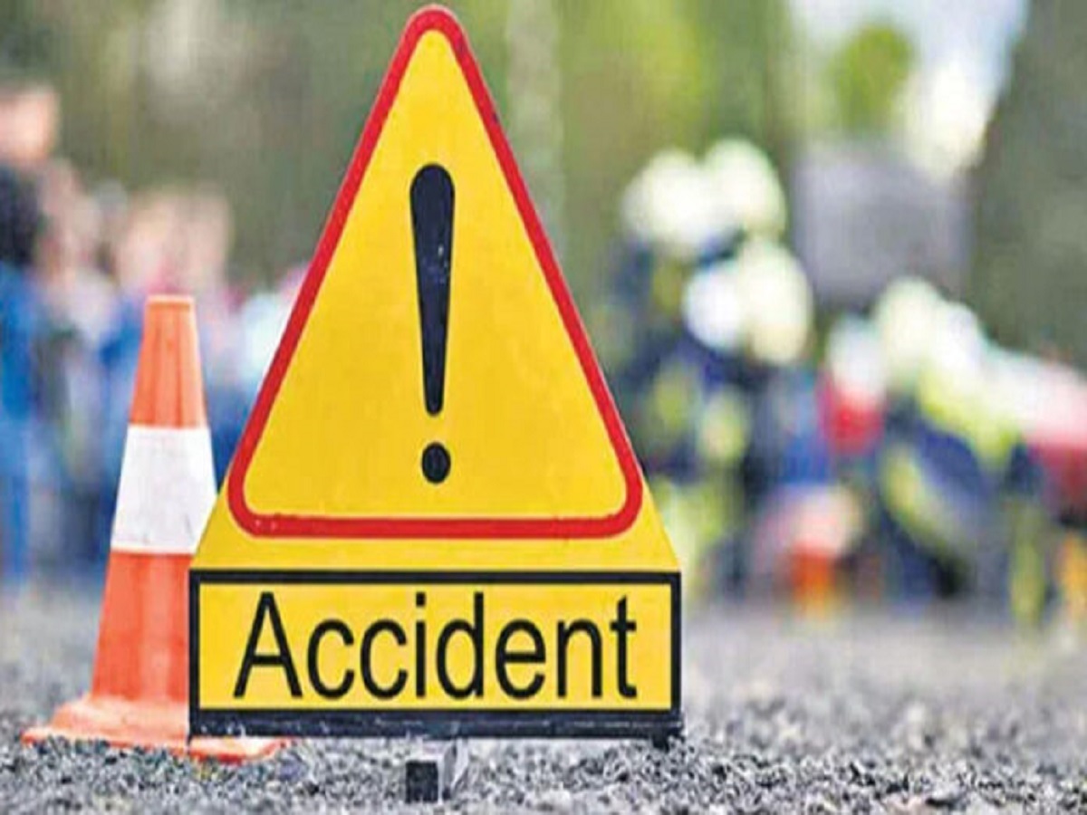 Road Accident: ସ୍କୁଟି ଓ ବସ୍ ମୁହାଁମୁହିଁ ଧକ୍କା, ୨ ସ୍କୁଟି ଆରୋହୀ ମୃତ Road Accident: ସ୍କୁଟି ଓ ବସ୍ ମୁହାଁମୁହିଁ ଧକ୍କା, ୨ ସ୍କୁଟି ଆରୋହୀ ମୃତ