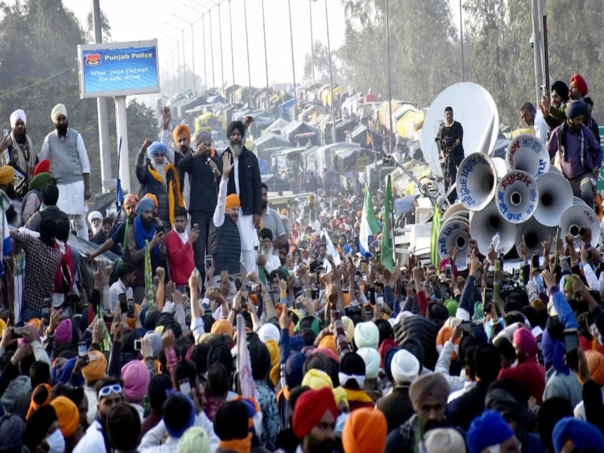 Kisan Andolan: बॉर्डर पर JCB और क्रेन क्यों ले आए किसान, जानें अब क्या करेंगे?