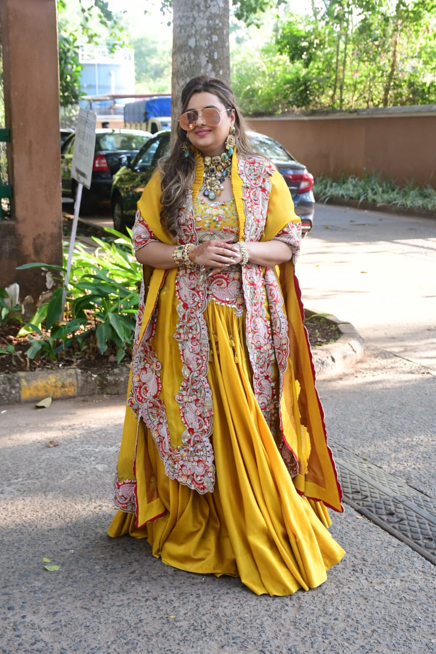 खास है जैकी की बहन की लुक