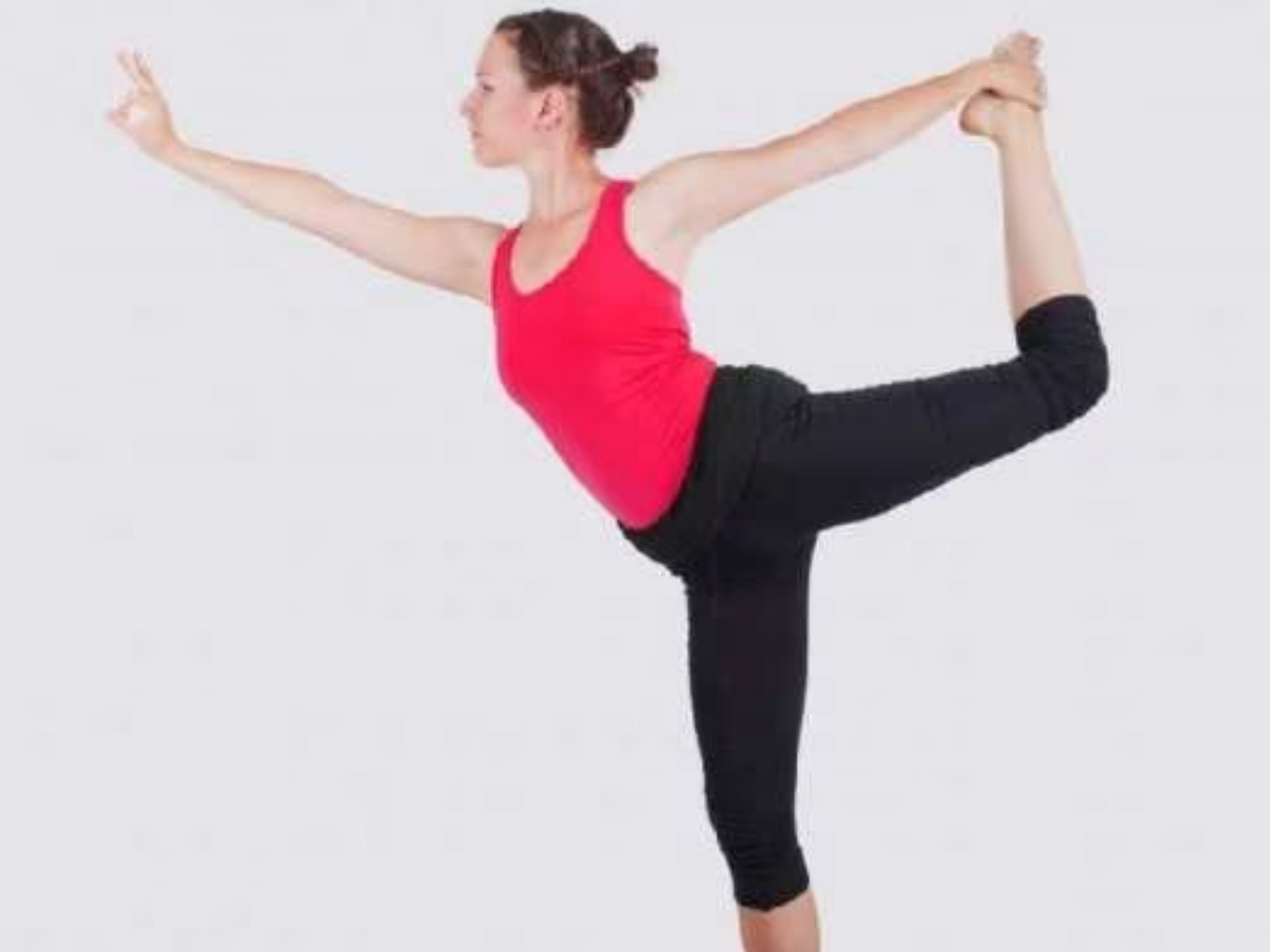 Yoga Poses for focus : काम करने में नहीं लगता है मन, डेली लाइफ में शामिल करें ये 5 योगासन; फिर देखें कमाल... 15 4. नटराजासन (Dancer Pose)