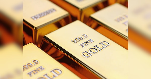 Gold Silver Price: सोने के साथ गिरे चांदी के रेट, जानें आज किस रेट पर मिलेगा गोल्ड