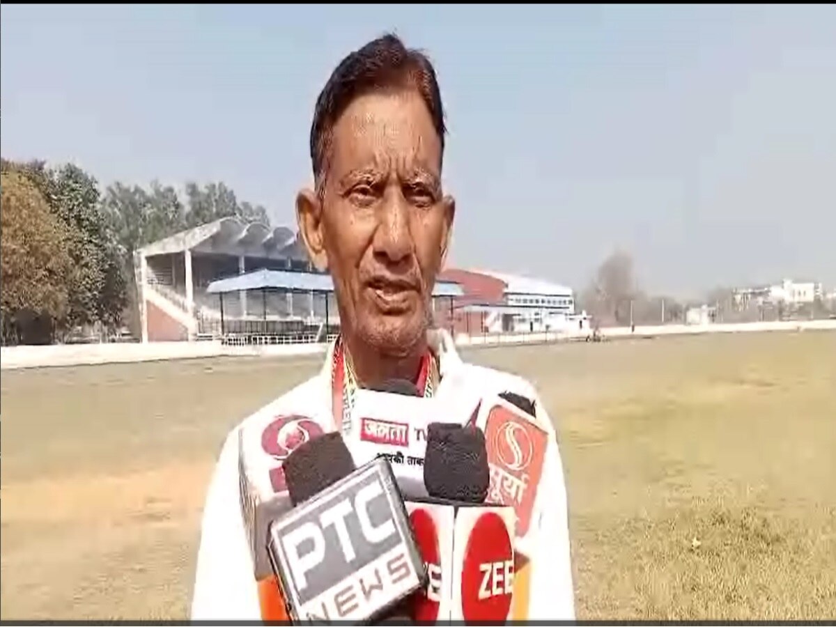 Bhiwani News: भिवानी के 82 साल के बुजुर्ग दे रहे युवाओं को टक्कर, चैंपियनशिप में जीते 3 स्वर्ण