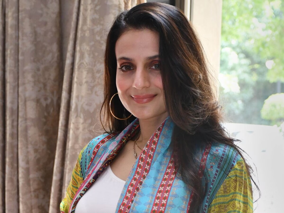 Ameesha Patel: अमीषा पटेल को धोखाधड़ी मामले में रांची की अदालत में 27 फरवरी को पेश होने का आदेश