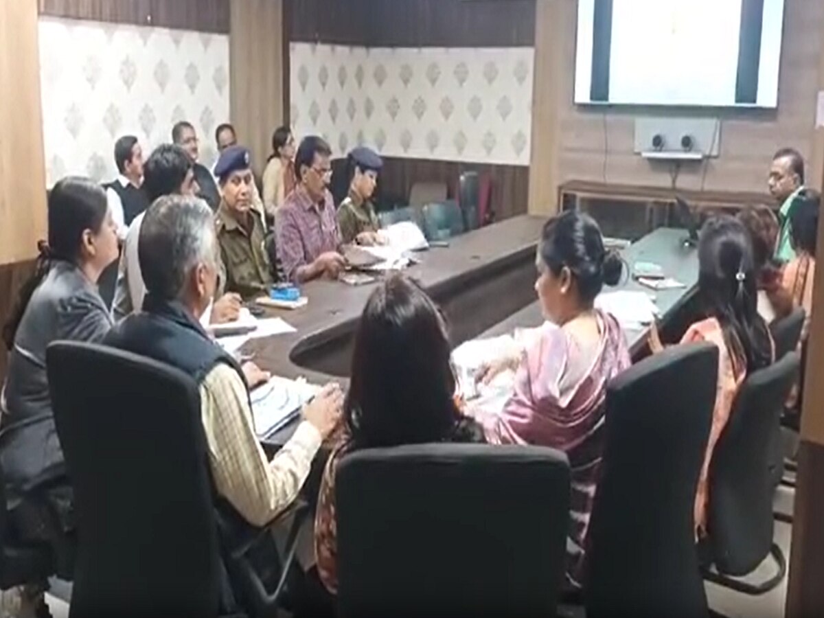 Ajmer News: बोर्ड परीक्षाओं को लेकर प्रदेश स्तरीय बैठक, प्रश्न पत्रों की सुरक्षा समेत दिए गए कई निर्देश 