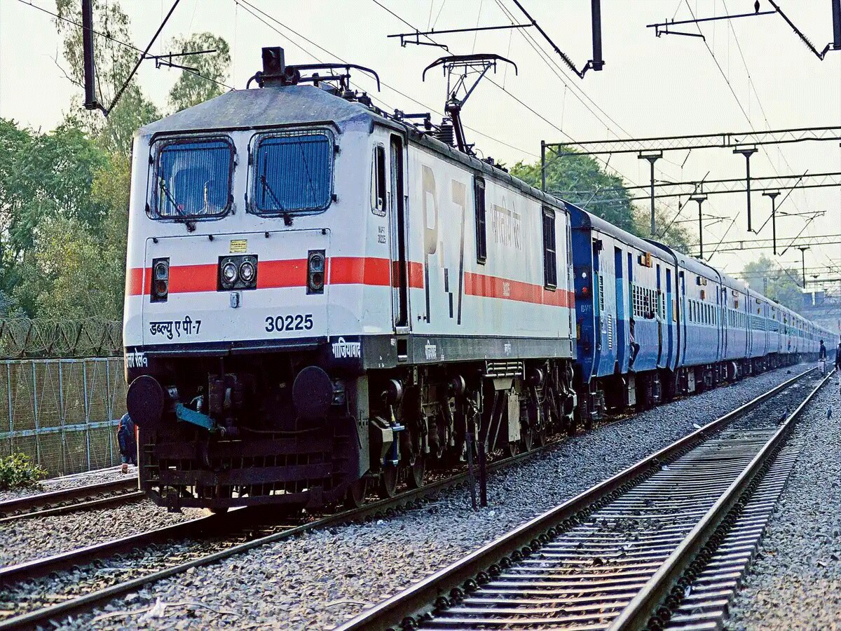 Haryana News: सोनीपत के लोगों के लिए खुशखबरी! रेलवे ने घटाया किराया, 50 हजार यात्रियों को मिलेगी राहत