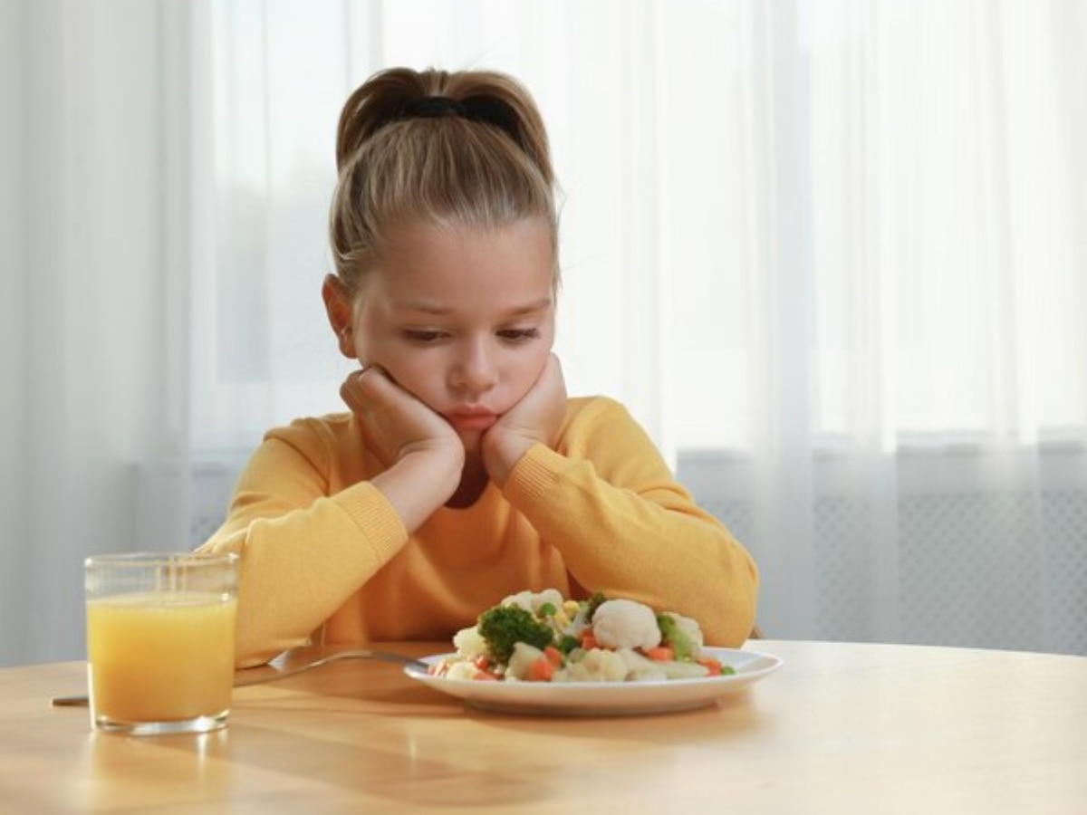 बाहर का खाने के लिए बच्चा हर समय करता है जिद? न्यूट्रिशनिस्ट ने बताया घर के खाने को मजेदार बनाने का तरीका