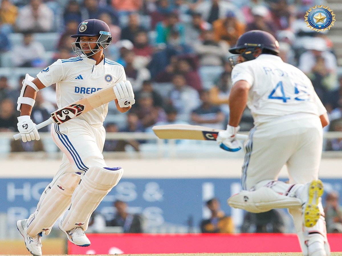 IND vs ENG: ଭାରତ ନାମରେ ରହିଲା ରାଞ୍ଚି ଟେଷ୍ଟ ମ୍ୟାଚର ତୃତୀୟ ଦିନ, ଜିତିବା ପାଇଁ କେବଳ ଏତିକି ରନ୍ ଆବଶ୍ୟକ IND vs ENG: ଭାରତ ନାମରେ ରହିଲା ରାଞ୍ଚି ଟେଷ୍ଟ ମ୍ୟାଚର ତୃତୀୟ ଦିନ, ଜିତିବା ପାଇଁ କେବଳ ଏତିକି ରନ୍ ଆବଶ୍ୟକ