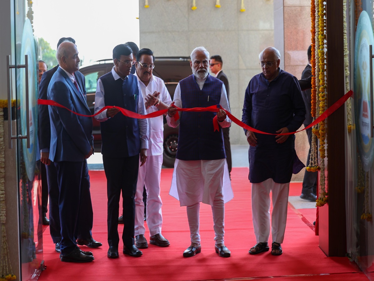 PM Modi ଦେଶ ପାଇଁ ଉତ୍ସର୍ଗ କଲେ 5 AIIMS, ଏହି ରାଜ୍ୟଗୁଡିକ ପାଇଲେ ସୁପର ସ୍ପେସିଆଲିଟି ହସ୍ପିଟାଲ୍ PM Modi ଦେଶ ପାଇଁ ଉତ୍ସର୍ଗ କଲେ 5 AIIMS, ଏହି ରାଜ୍ୟଗୁଡିକ ପାଇଲେ ସୁପର ସ୍ପେସିଆଲିଟି ହସ୍ପିଟାଲ୍