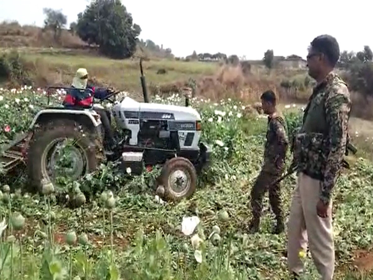 नक्सलियों के मांद में घुसी चतरा पुलिस