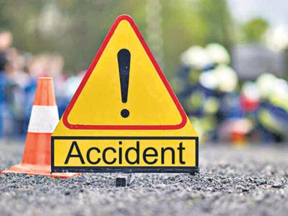 UP Road Accident: बलिया में भीषण सड़क हादसे में 6 लोगों की दर्दनाक मौत, घर में छाया मातम 