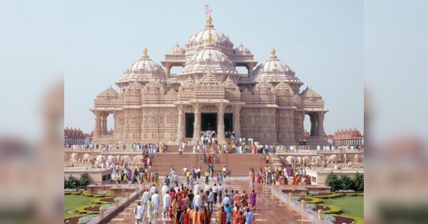 1 मार्च से भक्तों के लिए खुला अबू धाबी का भव्य हिंदू मंदिर, जानें दर्शन करने का समय