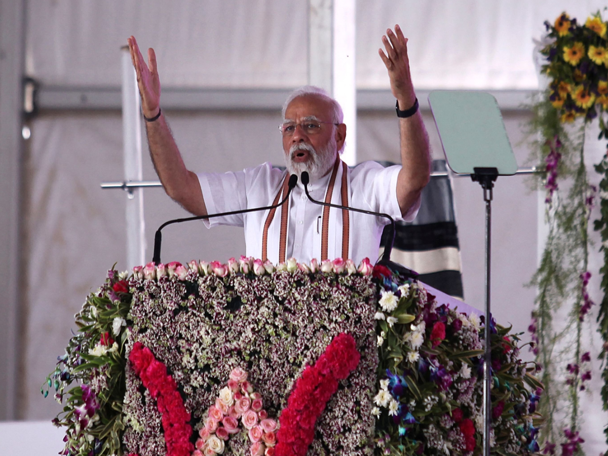 Article 370 ହଟିବା ପରେ ପ୍ରଥମ ଥର ପାଇଁ କାଶ୍ମୀର ଯିବେ ପ୍ରଧାନମନ୍ତ୍ରୀ, ଏହି ଦିନ ଶ୍ରୀନଗରରେ କରିବେ ରାଲି Article 370 ହଟିବା ପରେ ପ୍ରଥମ ଥର ପାଇଁ କାଶ୍ମୀର ଯିବେ ପ୍ରଧାନମନ୍ତ୍ରୀ, ଏହି ଦିନ ଶ୍ରୀନଗରରେ କରିବେ ରାଲି