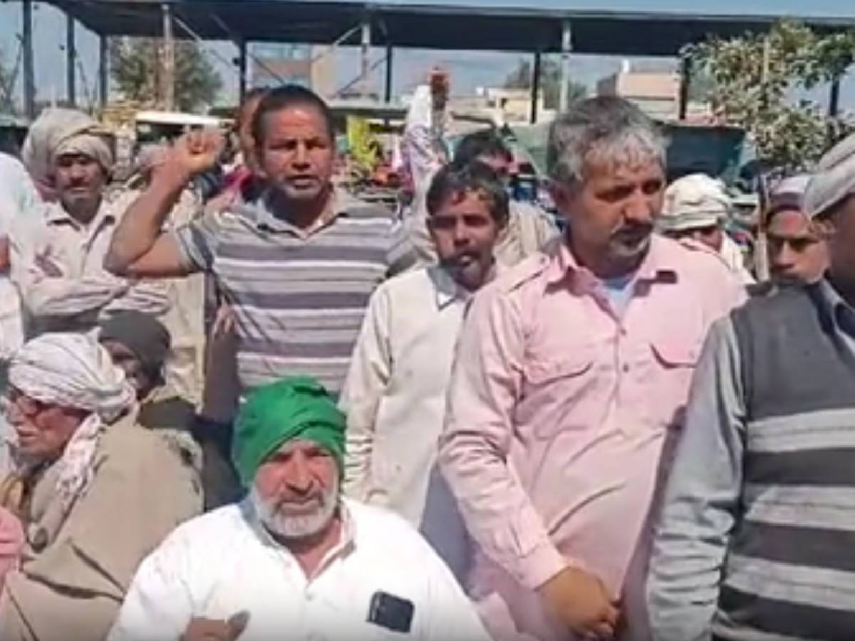 Sonipat News: MSP को लेकर किसानों ने निकाला ट्रैक्टर मार्च, PM के नाम एसडीएम को सौंपा मांग पत्र 