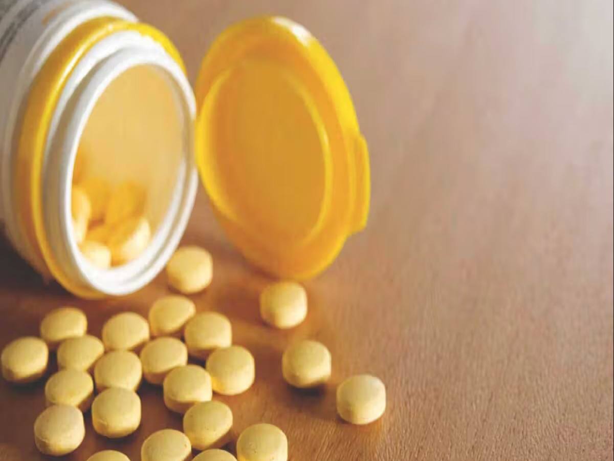 Vitamin B Complex:ଡ଼ାକ୍ତର ପରାମର୍ଶ ବିନା ଭିଟାମିନ୍ ବି ସପ୍ଲିମେଣ୍ଟ ଖାଉଛନ୍ତି କି ? ଜାଣନ୍ତୁ ଅସୁବିଧା କ’ଣ Vitamin B Complex:ଡ଼ାକ୍ତର ପରାମର୍ଶ ବିନା ଭିଟାମିନ୍ ବି ସପ୍ଲିମେଣ୍ଟ ଖାଉଛନ୍ତି କି ? ଜାଣନ୍ତୁ ଅସୁବିଧା କ’ଣ