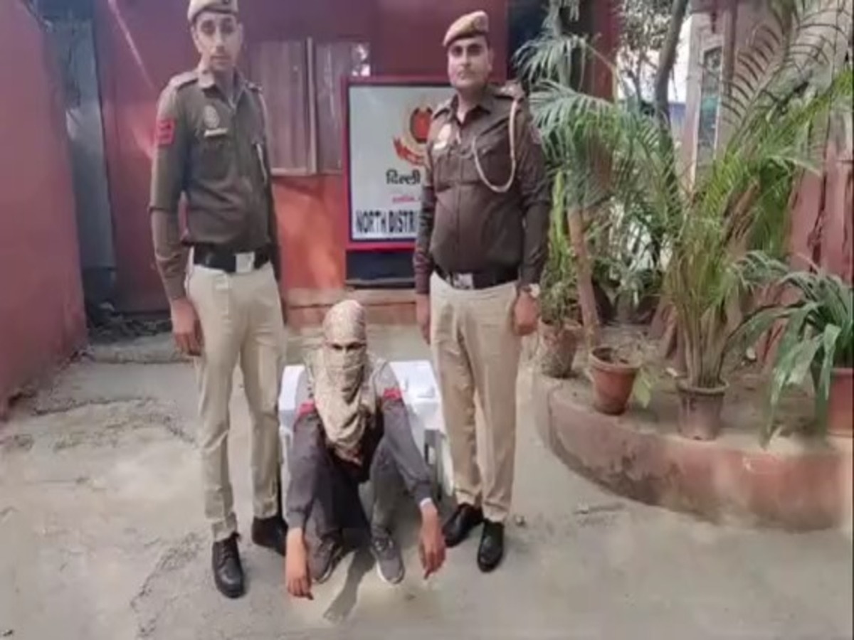 Delhi News: नशे की लत को पूरा करने के चक्कर में लूट की वारदात को देता था अंजाम, पुलिस की टीम ने किया गिरफ्तार
