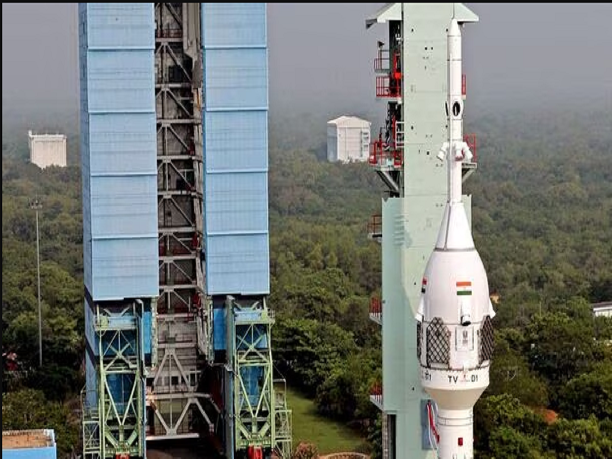 Gaganayan Mission:ମିଶନ ଗଗନୟାନରେ ୪ ପୁରୁଷ,କାହିଁକି ନାହାନ୍ତି ମହିଳା ମହାକାଶଯାତ୍ରୀ ? Gaganayan Mission:ମିଶନ ଗଗନୟାନରେ ୪ ପୁରୁଷ,କାହିଁକି ନାହାନ୍ତି ମହିଳା ମହାକାଶଯାତ୍ରୀ ?