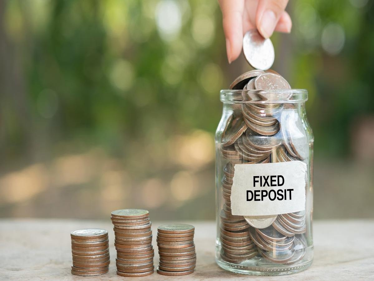 Best fixed deposit rate: कौन सा बैंक सबसे ज्यादा FD पर ब्याज दर ऑफर कर रहा है और किस अवधि पर? जानें