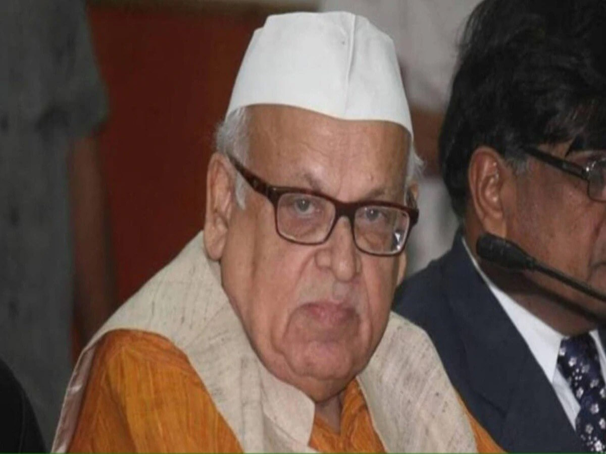 Aziz Qureshi Death: कांग्रेस के सीनियर लीडर अज़ीज कुरैशी का इंतेकाल, 83 की उम्र में ली आखिरी सांस Aziz Qureshi Death: कांग्रेस के सीनियर लीडर अज़ीज कुरैशी का इंतेकाल, 83 की उम्र में ली आखिरी सांस