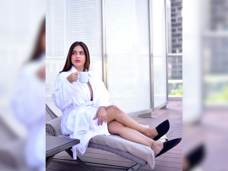 ब्यूटी की तारीफ