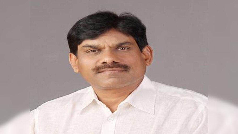Aam Chunav: लोकसभा इलेक्शन से पहले BRS को बड़ा झटका;  सांसद ने छोड़ी पार्टी, BJP में हुए शामिल