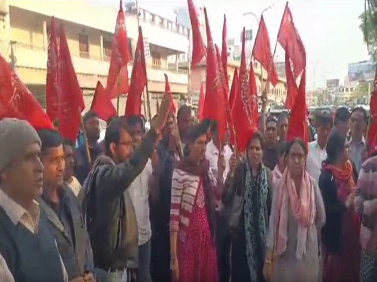 Sikar Teachers Protest Zee Rajasthan 