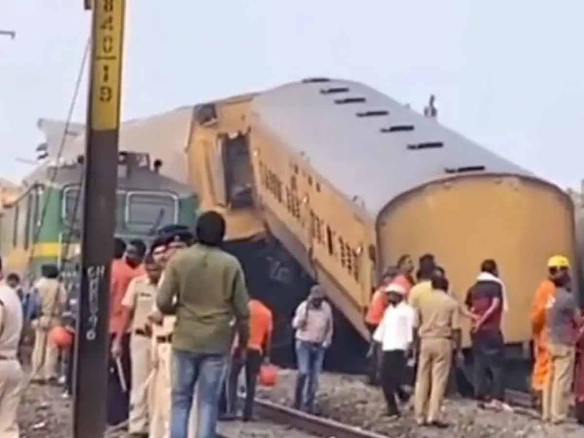 14 लोगों की मौत की वजह बना क्रिकेट; रेल मंत्री ने बताई आंध्र प्रदेश हादसे की कहानी
