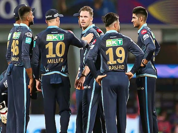 IPL 2024 में विरोधी टीमों पर ये तीन गेंदबाज बरपाएंगे कहर? एक नाम है ये खास रिकॉर्ड