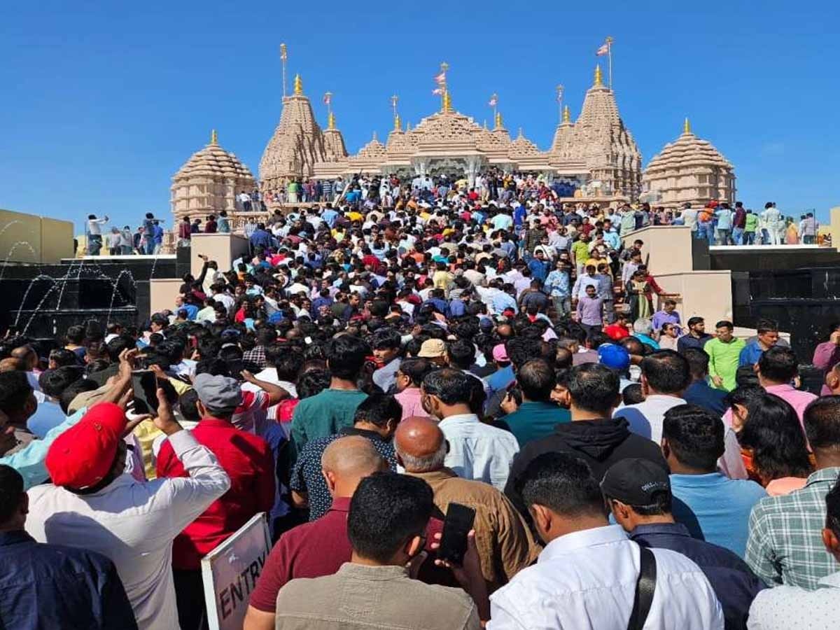 मुस्लिम देश में पहला मंदिर; दर्शन के लिए उमड़ी 65 हजार लोगों की भीड़