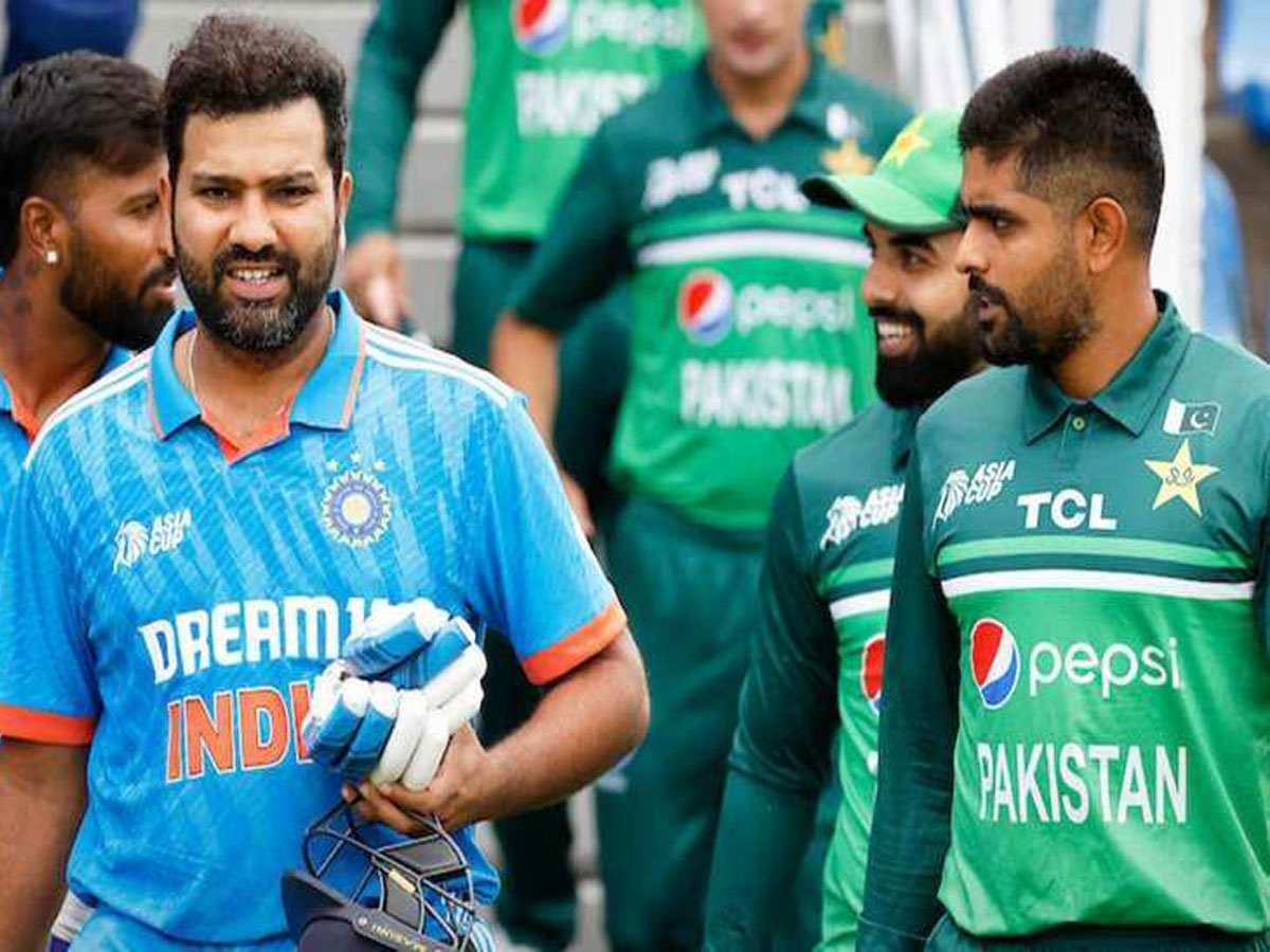 IND vs PAK T20 World Cup: टिकट की कीमत जानकर होश हो जाएंगे फाख्ता IND vs PAK T20 World Cup: टिकट की कीमत जानकर होश हो जाएंगे फाख्ता