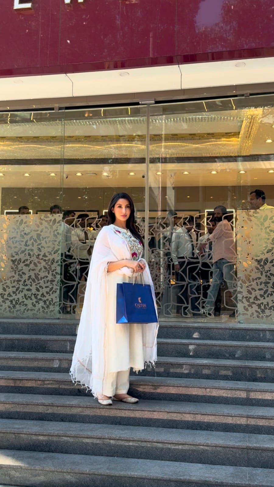 नोरा की फिल्म