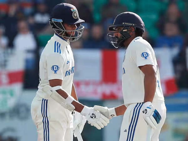 IND vs ENG: पहले स्पिनरों ने इंग्लैंड की लगाई लंका, बाद में रोहित-यशस्वी ने किया कमाल, जानें कैसा रहा पहला दिन