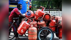 उज्‍ज्‍वला योजना की लाभार्थियों के ल‍िए सौगात, एक साल तक ₹ 603 में म‍िलेगा स‍िलेंडर