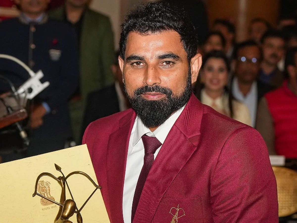 क्या मोहम्मद शमी की होगी सियासत में एंट्री? बंगाल के बशीरहाट से लड़ सकते हैं लोकसभा इलेक्शन क्या मोहम्मद शमी की होगी सियासत में एंट्री? बंगाल के बशीरहाट से लड़ सकते हैं लोकसभा इलेक्शन