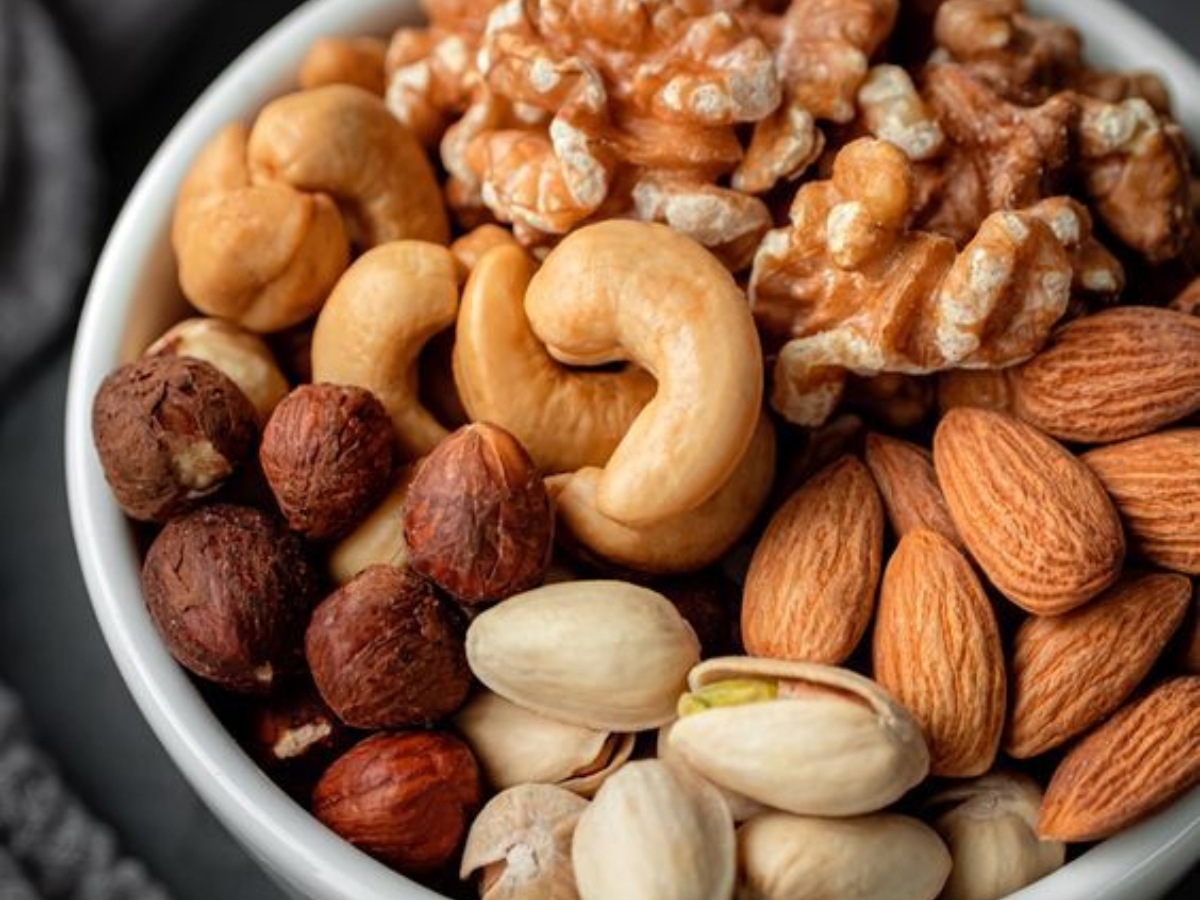 Benefits of eating dry fruits daily: रोजाना सुबह ड्राई फ्रूट्स खाने से बैड कोलेस्ट्रॉल हो सकते हैं दूर, डाइटीशियन से जानें फायदे... 12 शरीर की सारी गंदगी बाहर