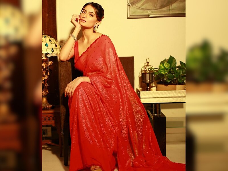 तगड़ी फैन फॉलोइंग