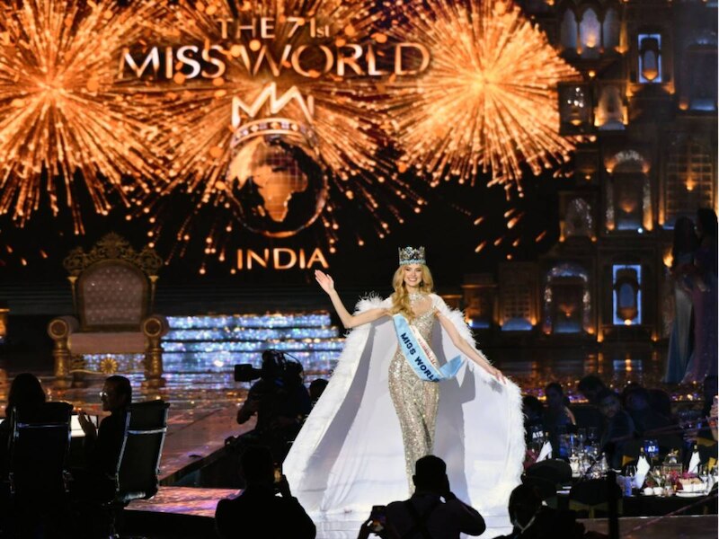 क्रिस्टीना पिस्जकोवा की ताजपोशी