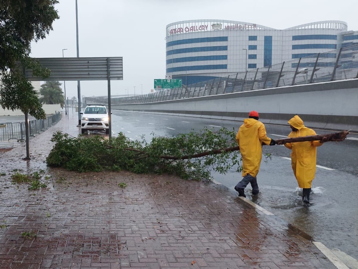 Intense Rainfall Sweeps Across Dubai Blocked Roads Disrupting Flights 19 Killed In Indonesia 